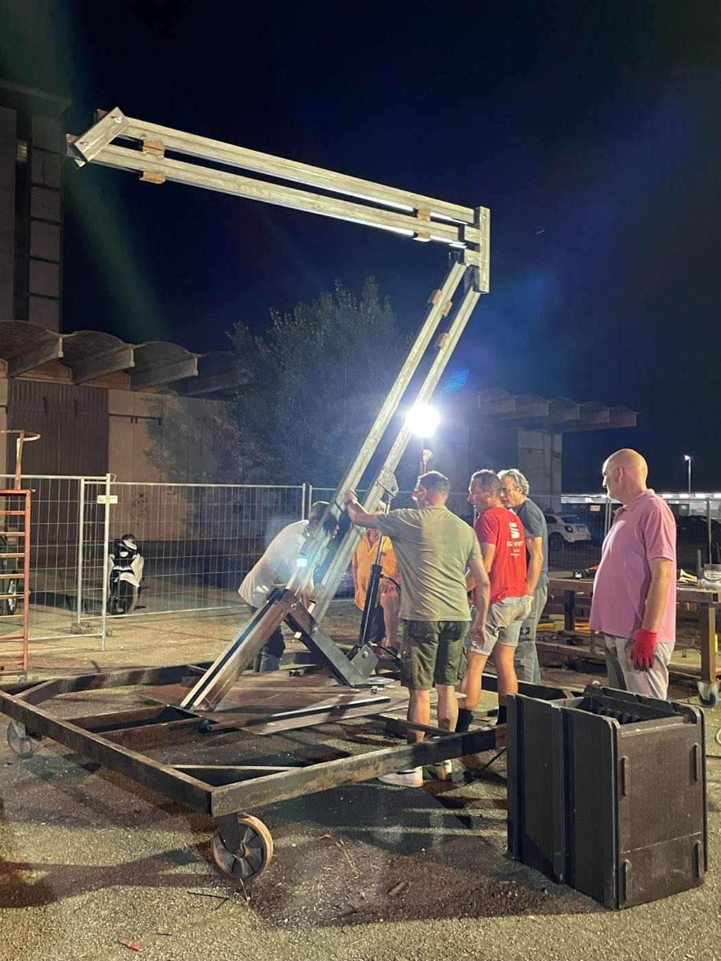 Il piazzale del rione Moncioveta: lavori e momenti di aggregazione