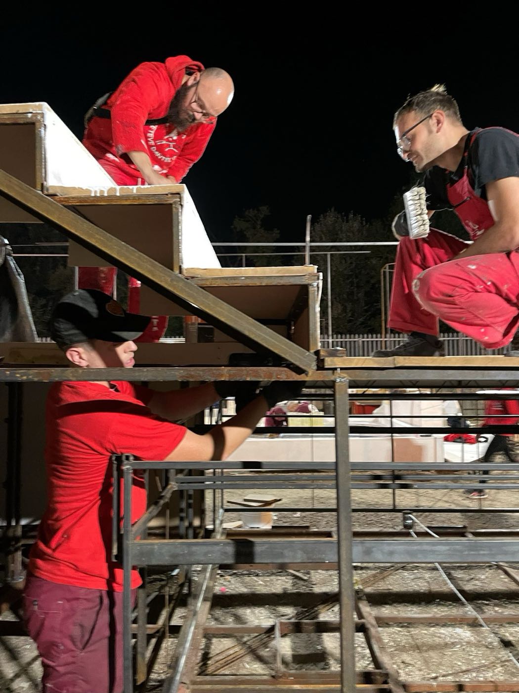 Il piazzale del rione Moncioveta: lavori e momenti di aggregazione