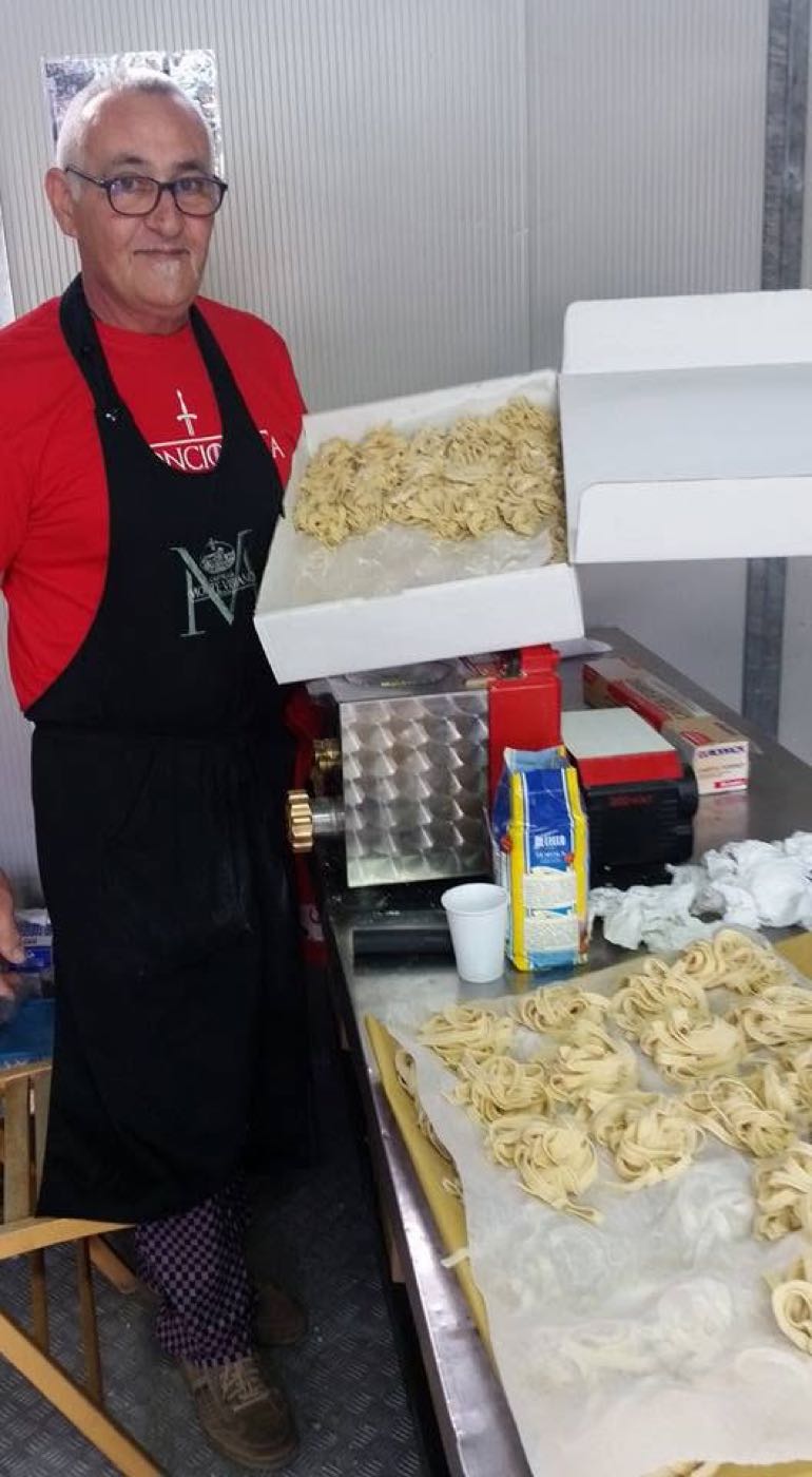 La cucina della taverna del rione Moncioveta